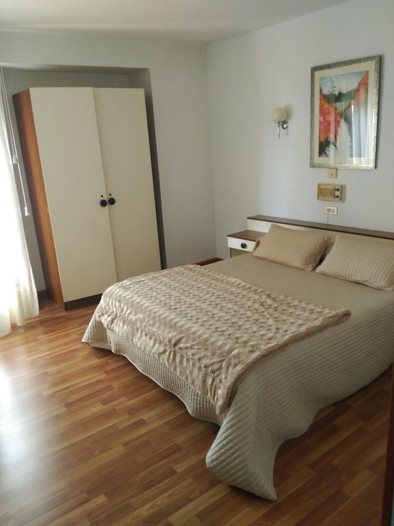 Hotel Puente De Los Santos Tapia De Casariego Kültér fotó