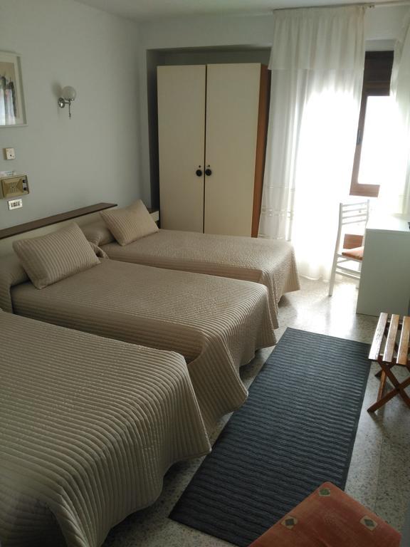 Hotel Puente De Los Santos Tapia De Casariego Kültér fotó