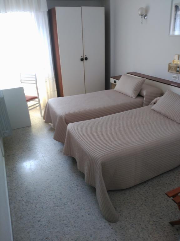 Hotel Puente De Los Santos Tapia De Casariego Kültér fotó