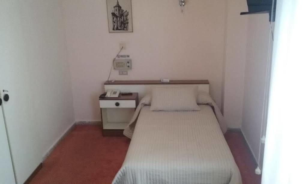 Hotel Puente De Los Santos Tapia De Casariego Kültér fotó